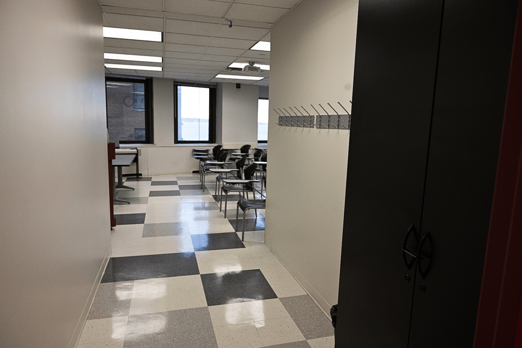 CCNY CWE | Classroom | 01