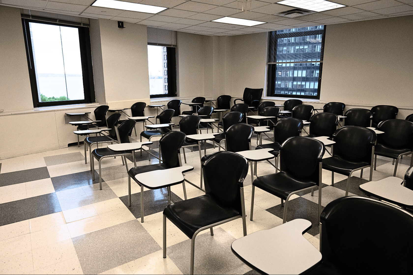 CCNY CWE | Classroom | 04