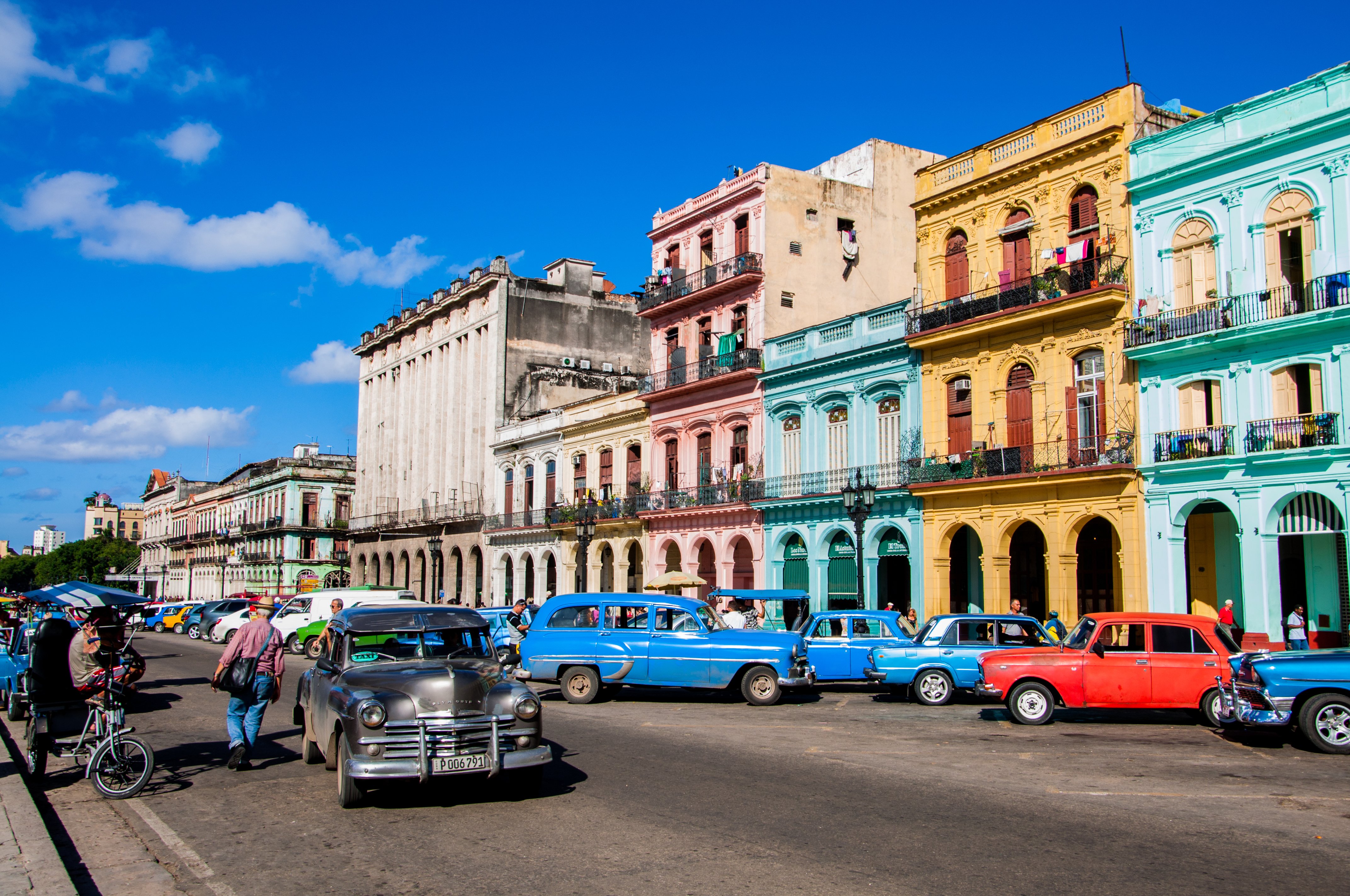 A picture of Havana. (notice the 50s cars?:)