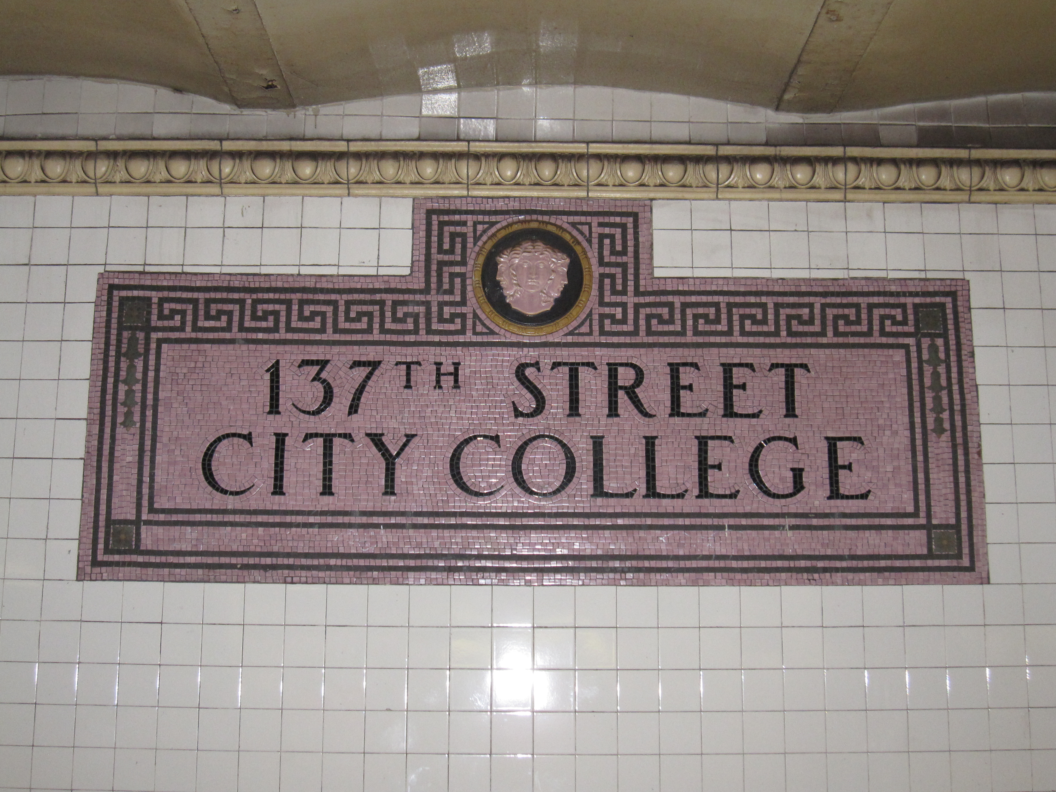 137th_Street–City_College_IRT_Broadway_1045