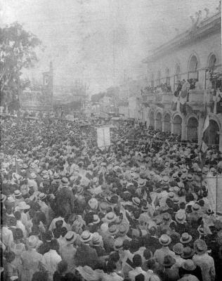 Manifestacion en la Plaza Colon