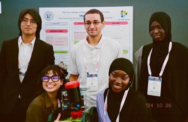 CCNY 2024 Chem-E-Car team members