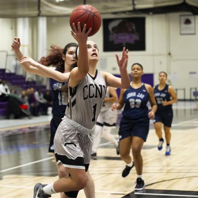 Reilly Boehm Wins NCAA Scoring Title