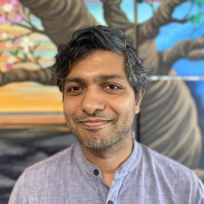 CCNY physicist Sriram Ganeshan