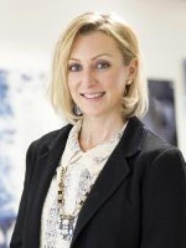 Photo of Kelly Emerton