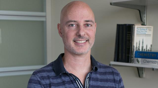 Robert Anderson, a biology professor, is named Global Highly Cited Researcher 2019.