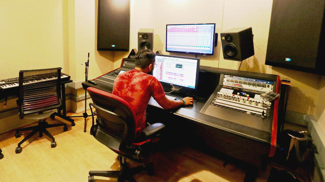 Student in Sonic Arts Studio